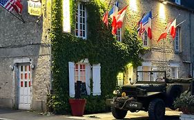 Auberge Le John Steele